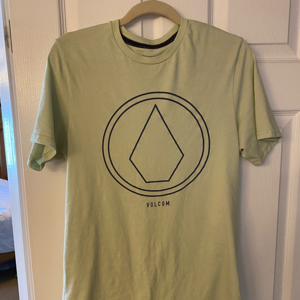 Volcom Tee - Picture 2 of 3